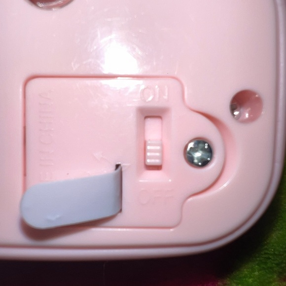 mini kawaii bunny flicker camera keychain - Picture 5 of 5